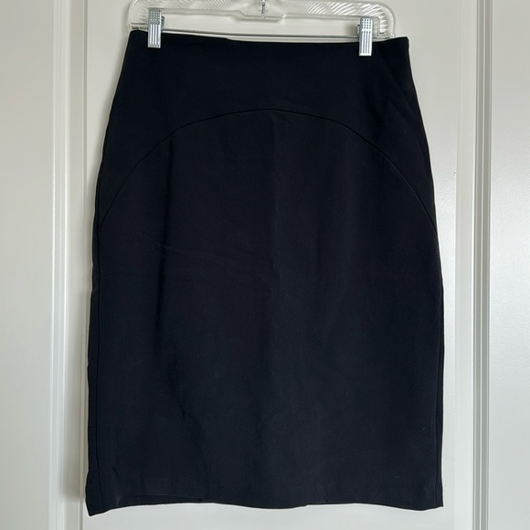 Iva Jean Extendable Panel Biking Skirt - Picture 1 of 4